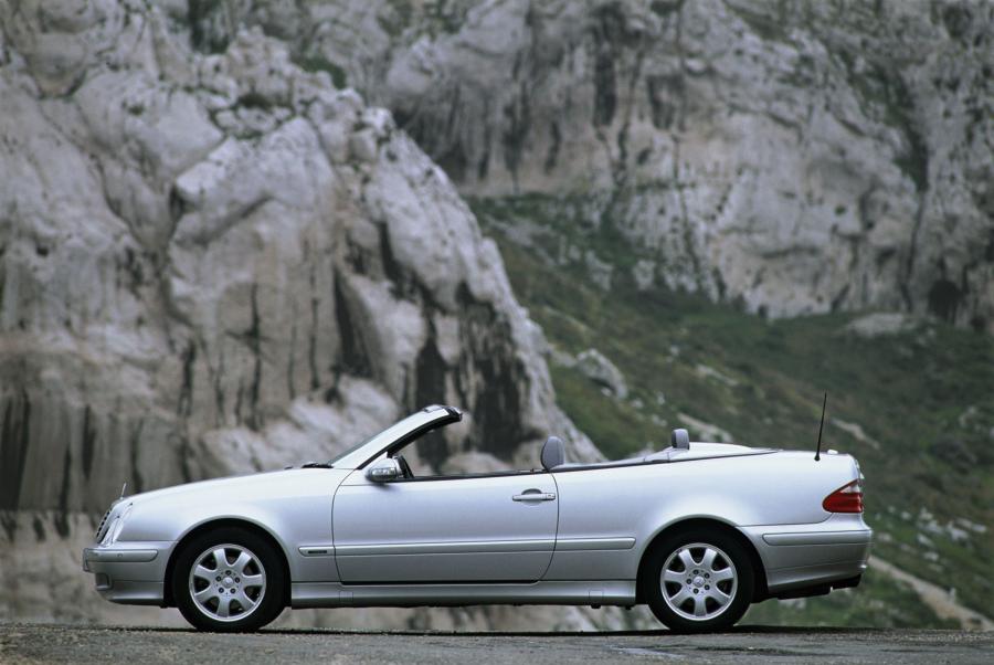  Mercedes-Benz CLK-Class Cabriolet 1996 года  (фото 12 из 12)